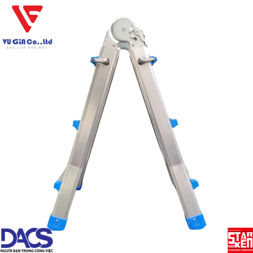 A STARKEN ST403G Sliding Aluminum Ladder