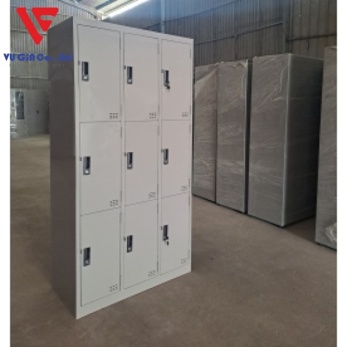 Personal 9-compartment iron locker
