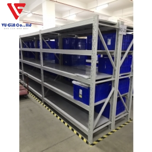 Multi-purpose iron shelf with 5 trays