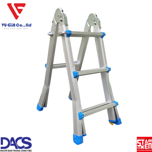 A STARKEN ST403G Sliding Aluminum Ladder