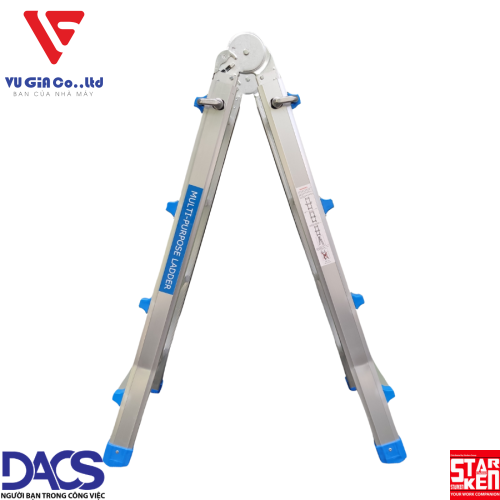 A STARKEN ST404G Sliding Aluminum Ladder