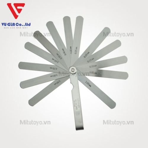Mitutoyo 184-305S 13-blade gap gauge (0.05-1mm)