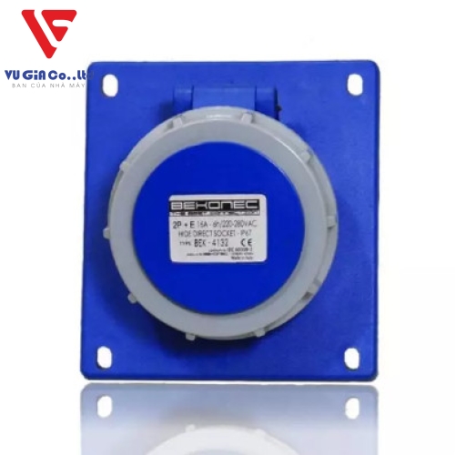 3-pin 32A watertight recessed socket BEK-4232