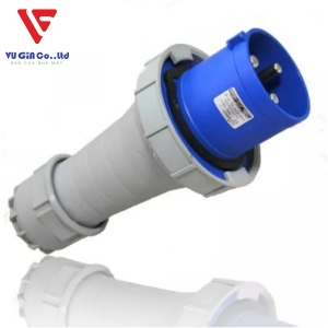 125A watertight 3-prong industrial plug BEK-0432