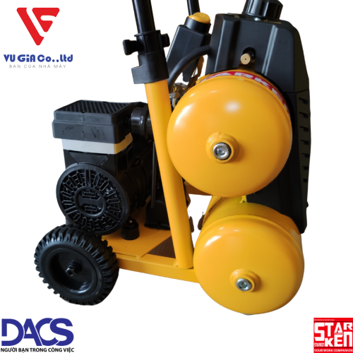 DEWALT DXCM3321782 OIL-free AIR COMPRESSOR 17L