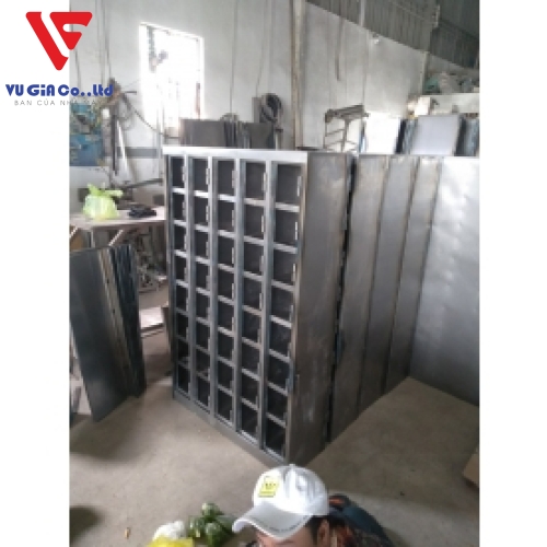 Processing powder-coated iron cabinets