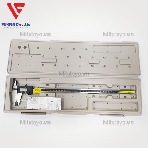 Mitutoyo digital caliper 500-501-10 (0-600mm)