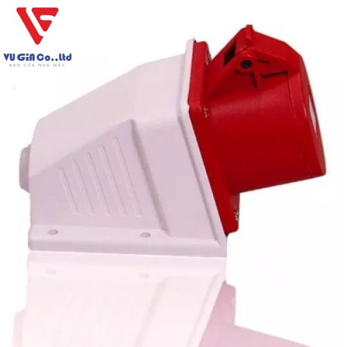 5-pin 16A non-watertight floating outlet BEK-115